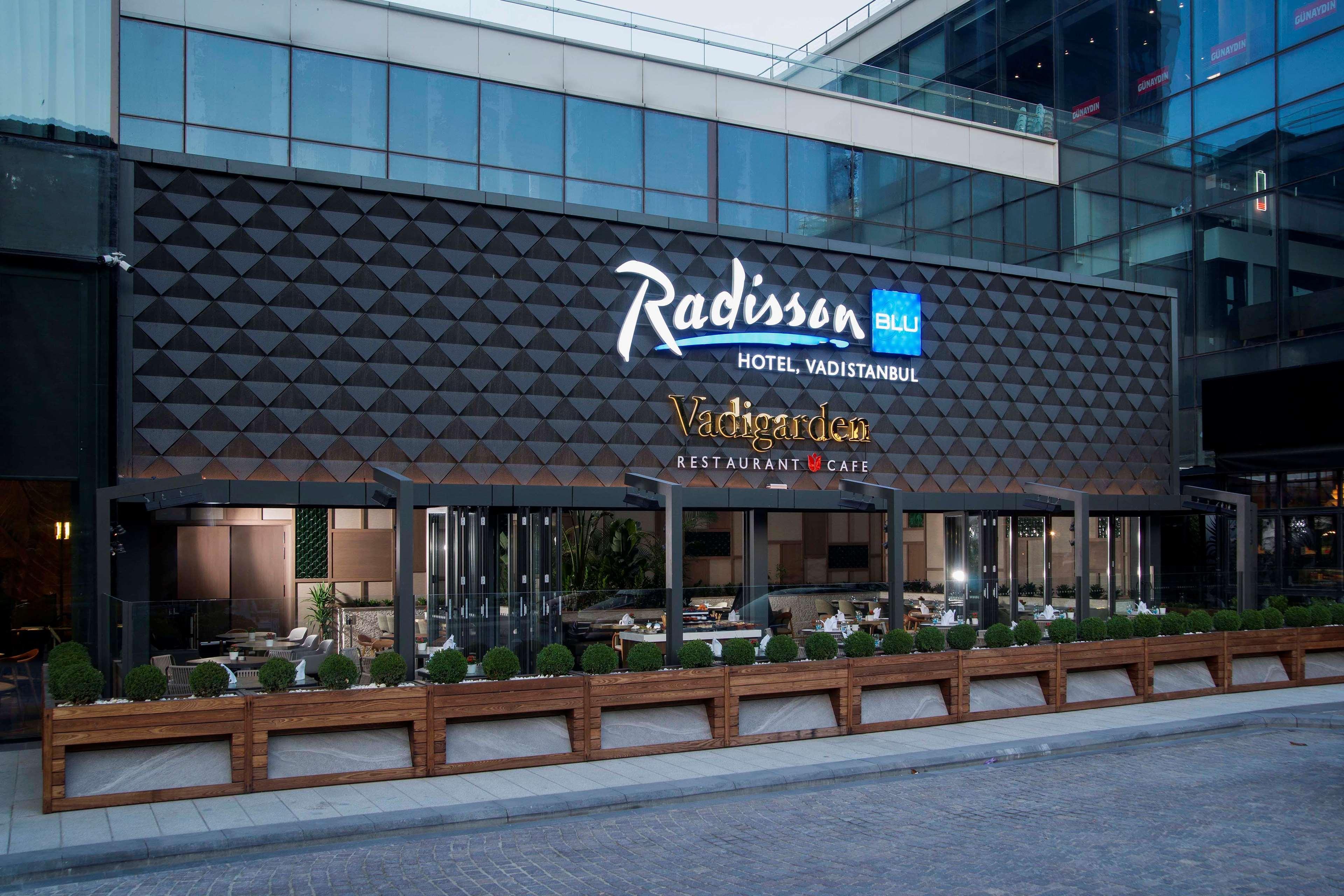 Radisson Collection Hotel, Vadistanbul Exterior foto Radisson Hotel, Vadodara