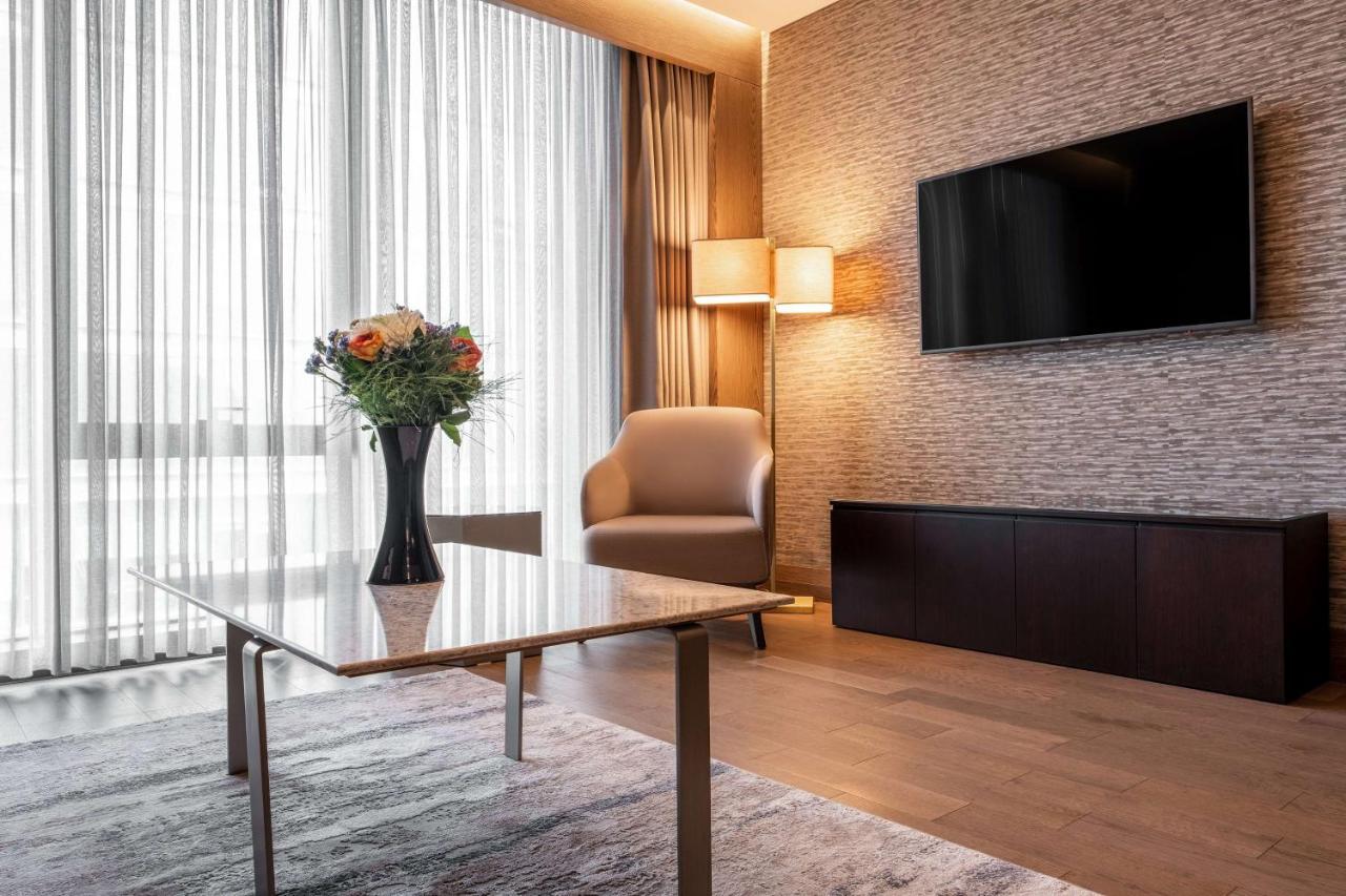 Radisson Collection Hotel, Vadistanbul Exterior foto A living room at the hotel