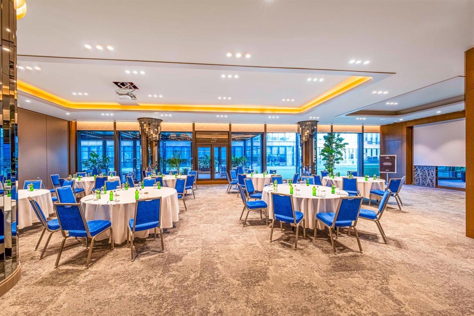 Radisson Collection Hotel, Vadistanbul Exterior foto Meeting room