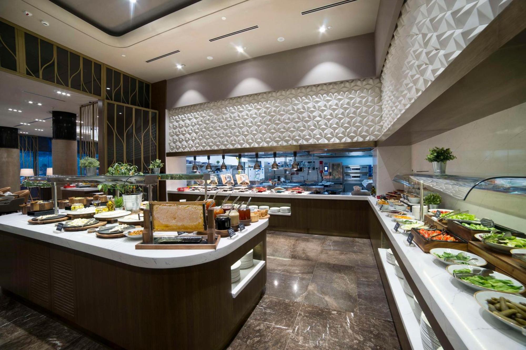 Radisson Collection Hotel, Vadistanbul Exterior foto The buffet at the hotel
